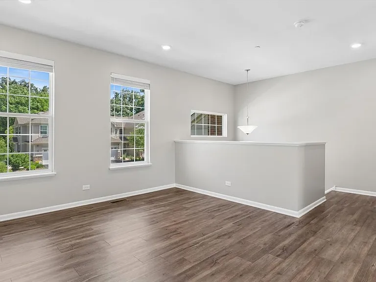 1673 Carlstedt Dr — Photo 3