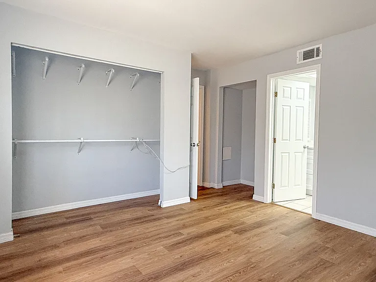 10101 Sandy Hollow Ln #102 — Photo 16