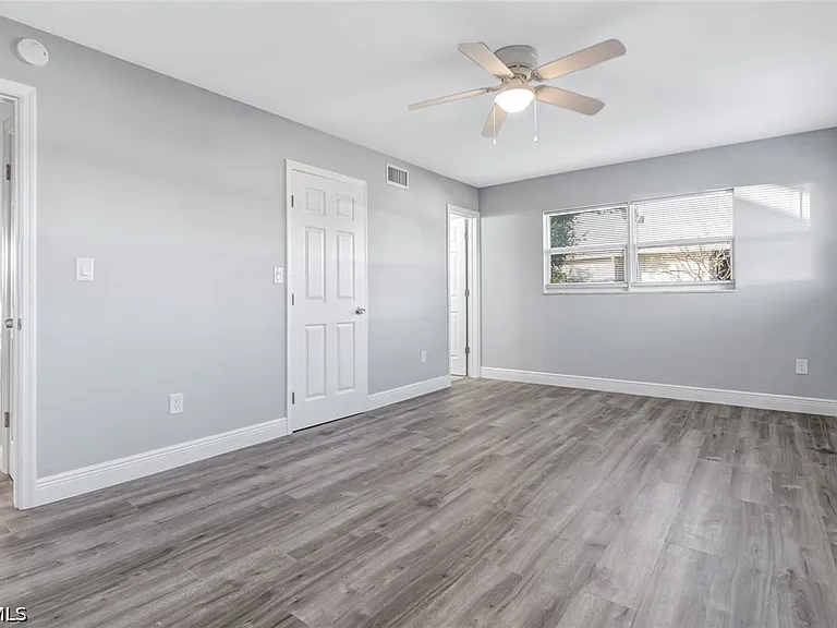 4312 S Bay Cir — Photo 11