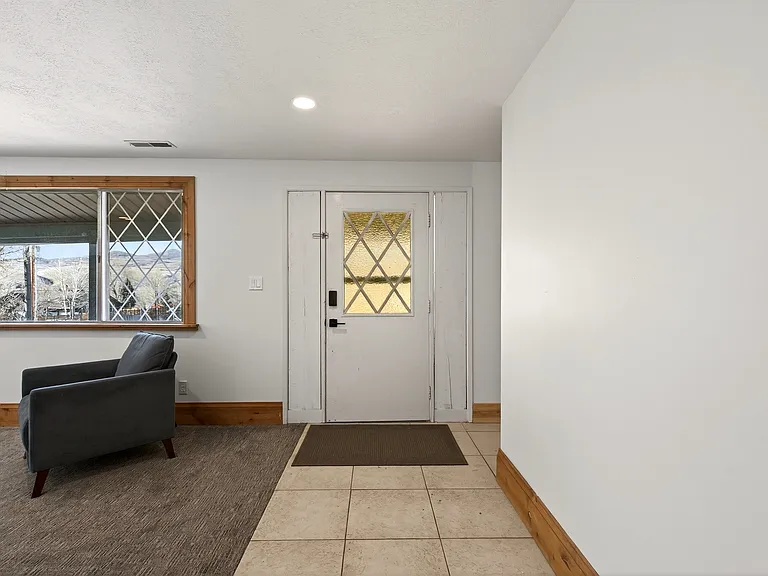 1455 S Hoytsville Rd — Photo 2