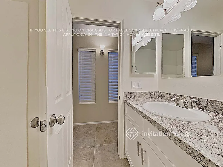 399 W Gascon Rd — Photo 15