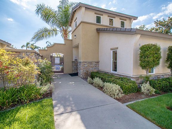 3rd image of 26472 Arboretum Way Unit 2202