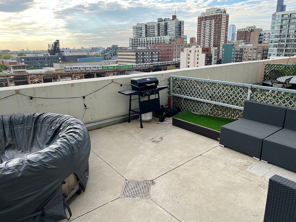 1st image of 1720 S Michigan Ave APT 815