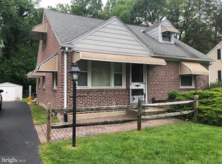 68 Hillview Dr, Springfield, PA 19064