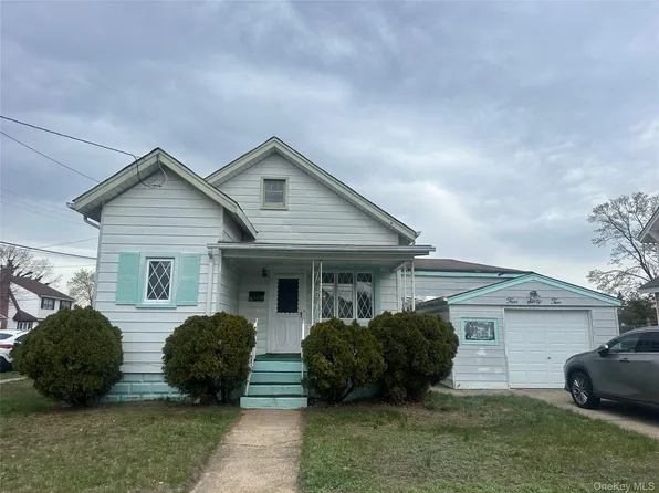 462 Pearl Street, Oceanside, NY 11572