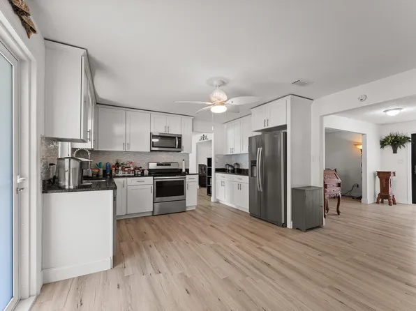 1144 NW 12th Terrace, Stuart, FL 34994