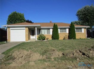 840 W Graceway Dr, Napoleon, OH 43545