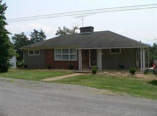 123 Highland Ct, Luray, VA 22835