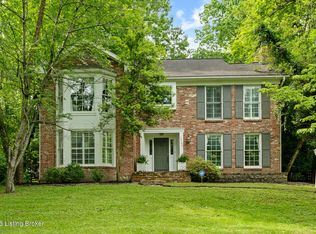 12104 Locust Ln, Anchorage, KY 40223