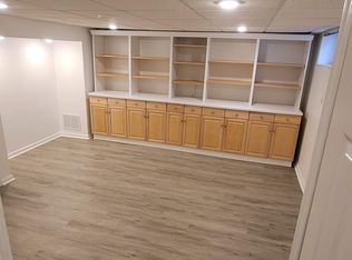 8339 Ridgely Oak Rd, Baltimore, MD 21234