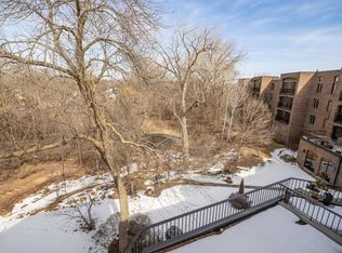 5901 Laurel Ave APT 326, Golden Valley, MN 55416