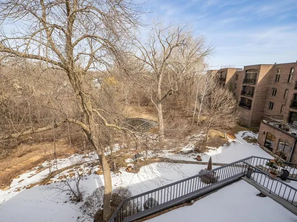 5901 Laurel Ave APT 326, Golden Valley, MN 55416