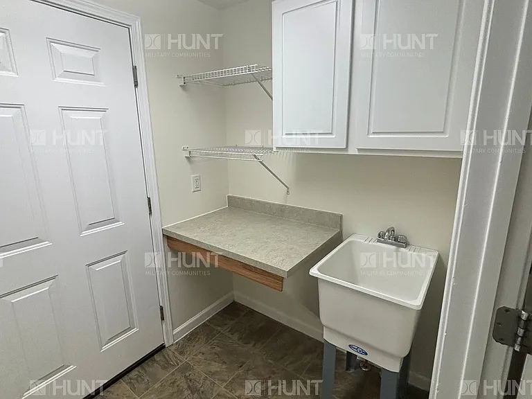 31 Lancaster Ave — Photo 12