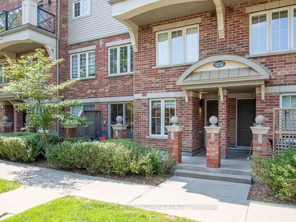 2563 6th Line #15, Oakville, ON L6H 0H7