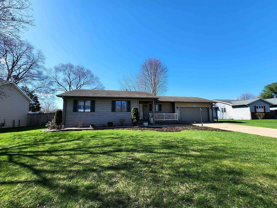 1st image of 916 Vicki Dr