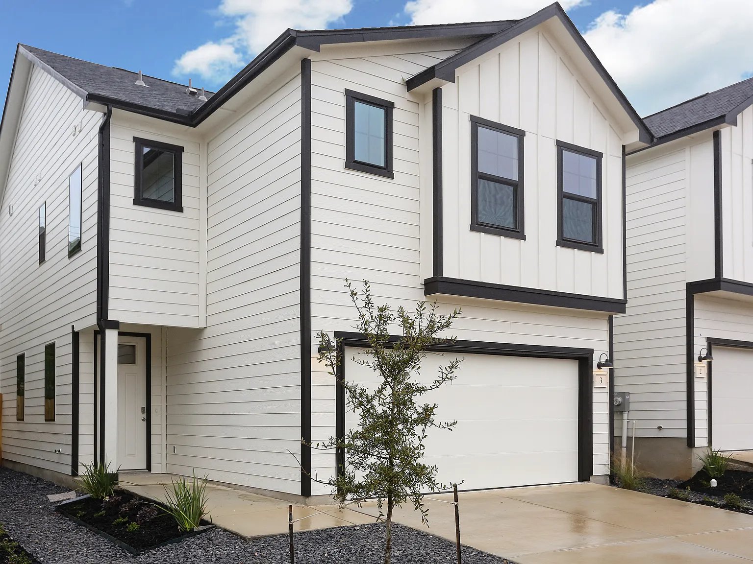 3 bed, 2.5 bath, 1712 sqft, $2,300 — Photo 4