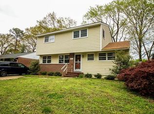 618 Houston Ave, Hampton, VA 23669