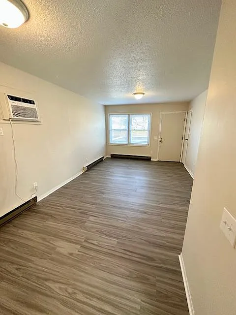 1 bed, $725 — Photo 3