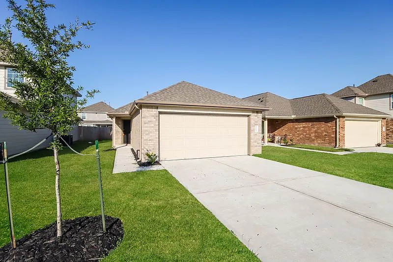 25254 Sanitas Valley Dr