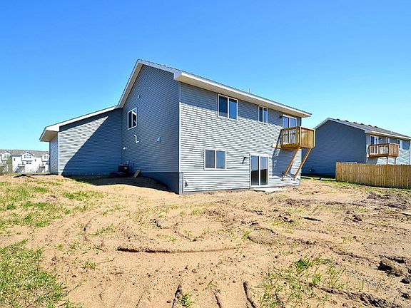 2nd image of 366 Karen Ln