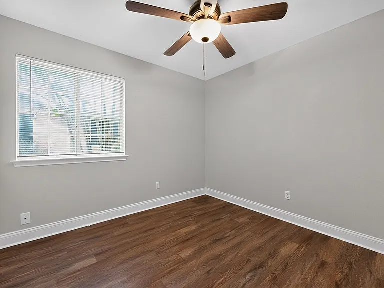 3822 Newland Dr — Photo 19