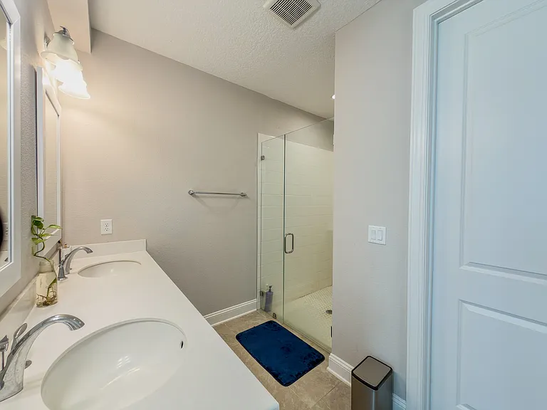 11368 Newtonian Blvd — Photo 26