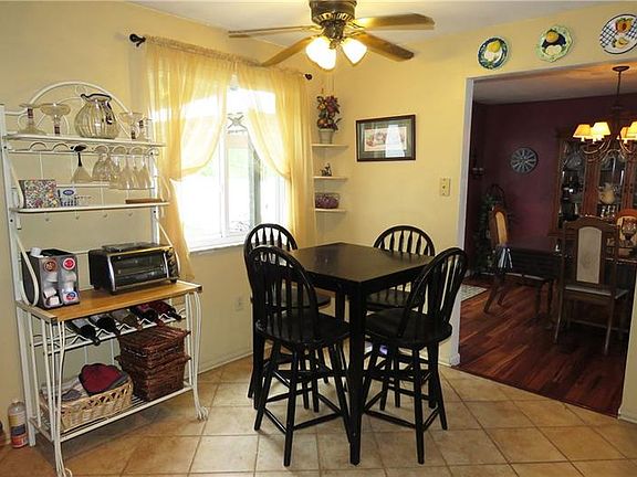 5th image of 58 E Glennis Dr