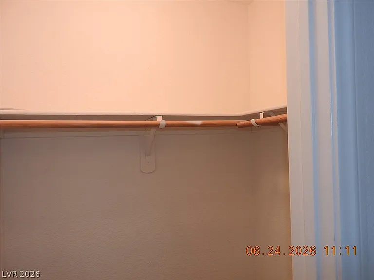 521 Dolphin Peak Ct — Photo 31