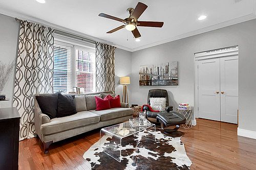 1st image of 4101-4111 Magnolia Ave #207