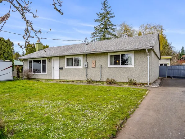 483 Pritchard Rd, Comox, BC V9M 2Z2