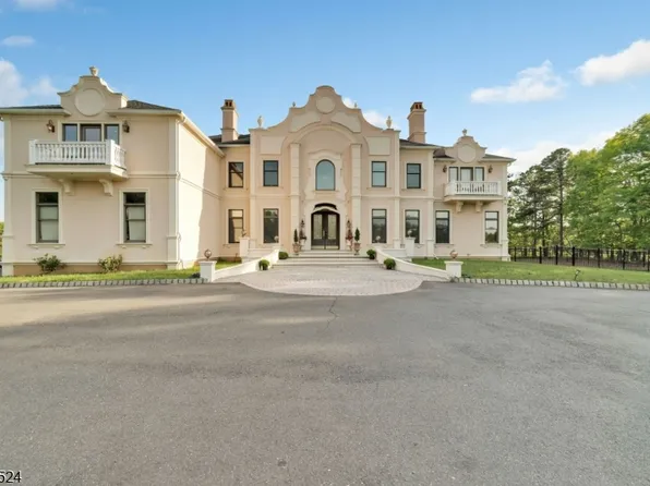 37 Robbins Rd, Millstone Twp., NJ 08510