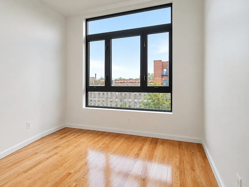 798 Bergen St #2F
