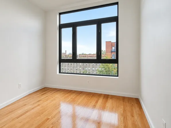 798 Bergen St #2F, Brooklyn, NY 11238