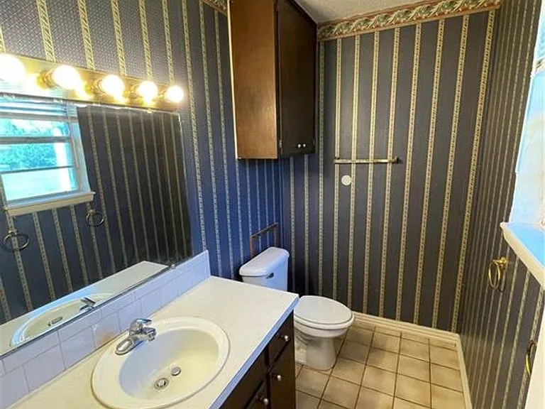 3102 Scott Ln — Photo 8