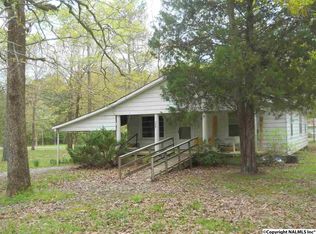 809 Woodbine Ln, Gadsden, AL 35901