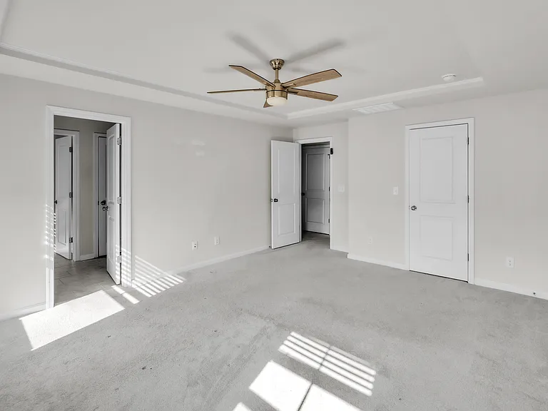 456 Willard Wds Dr — Photo 11