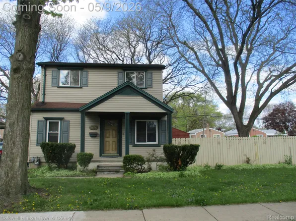 5656 Monroe St, Dearborn Heights, MI 48125