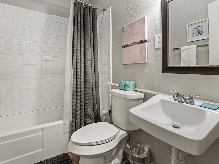 4808 Sycamore St — Photo 8