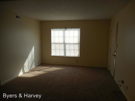 2nd image of 111 Bennett Dr APT 5