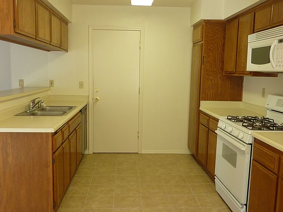 4th image of 1445 Glen Ellen Ln