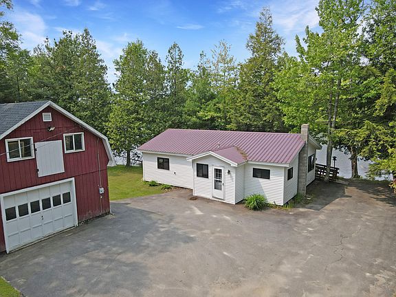 5th image of 218 Hay Road