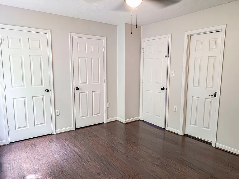 45503 Knockeyon Ln — Photo 17
