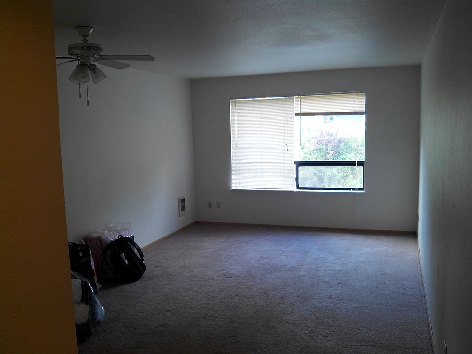 1st image of 10550 Lake City Way NE APT 308