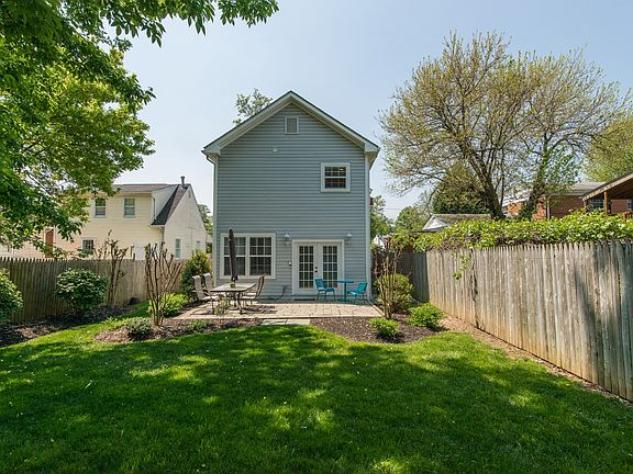 5th image of 2127 N George Mason Dr