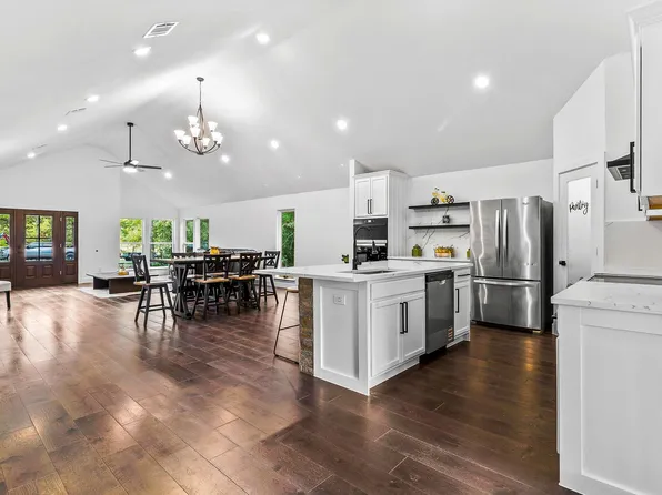112 Glen Hvn, Livingston, TX 77351