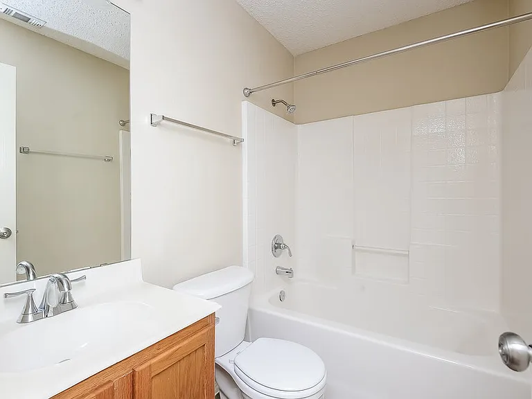 8716 Gaines Dr — Photo 16