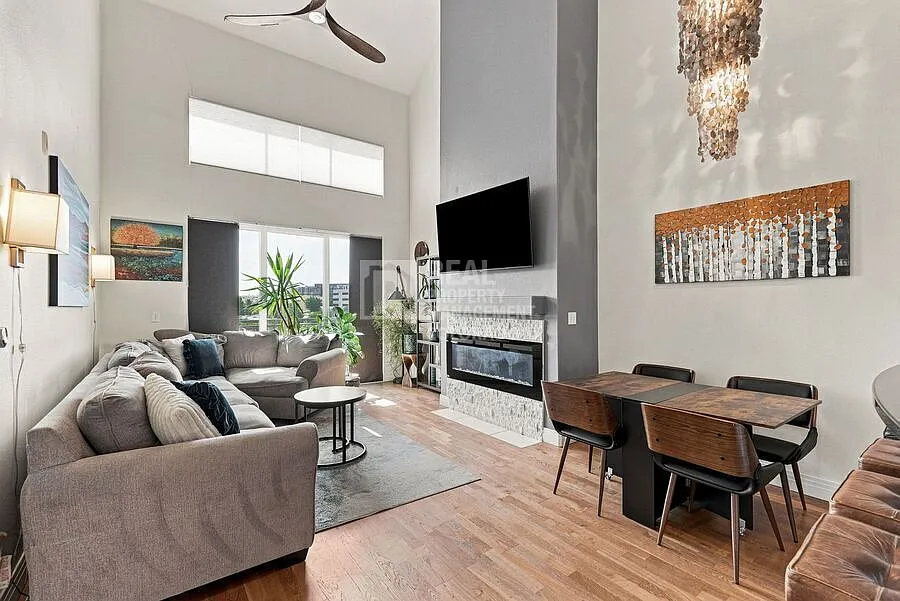 9019 E Panorama Cir #501