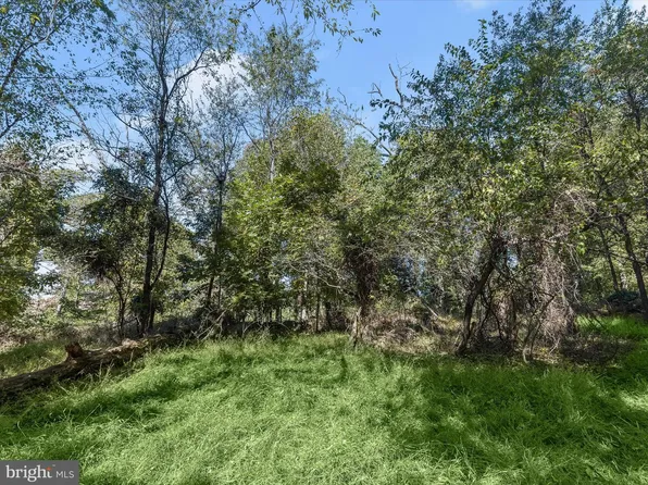 2669 Roxbury Rd, Glenwood, MD 21738