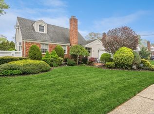 1839 Jane St, Wantagh, NY 11793