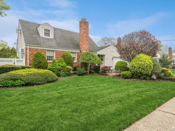 1839 Jane Street, Wantagh, NY 11793